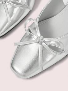 CUCCOO DOLLMOD Small Square Head Hollow Bow Back Strap Single Shoes Fashion Temperament Elegant Versatile Thick Heel Back Empty Commuting Sandals Women - Silver - View 5