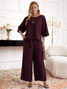 Parysyn Bộ đồ nữ cỡ lớn màu trơn cổ tròn tay lửng và quần ống rộng, kiểu dáng thường ngày, gồm 2 món. - Màu đỏ tím - Xem 2