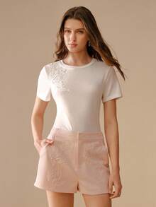 MOTF PREMIUM 撞色亮片修身T恤 - 白色 - 查看 4