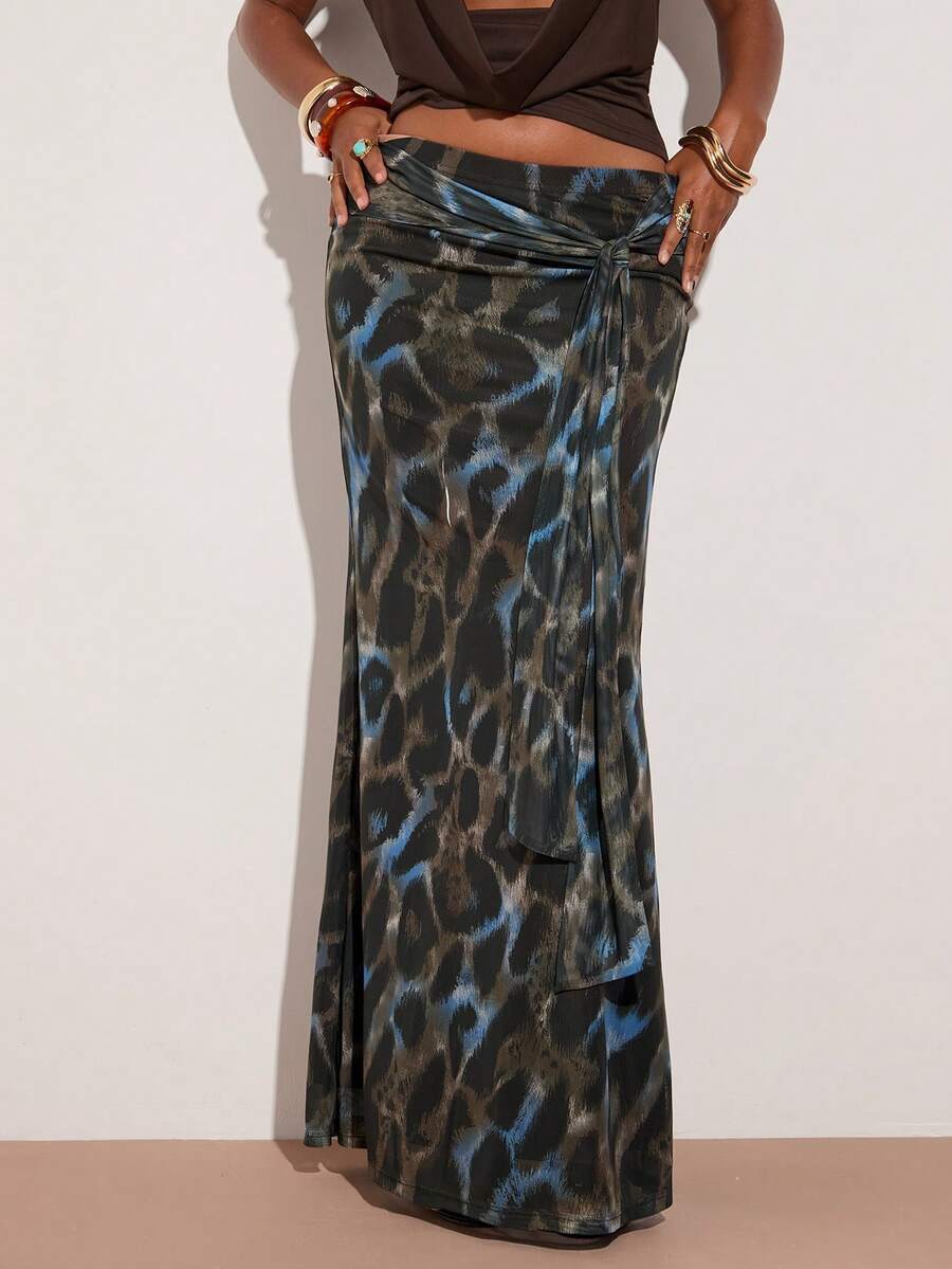 SHEIN BAE 棕色性感豹纹网纱针织流苏低腰半身裙，适合海滩派对、沙滩裙、法国南部度假、早午餐、闺蜜聚会等场合。 - 棕色 - 查看 1