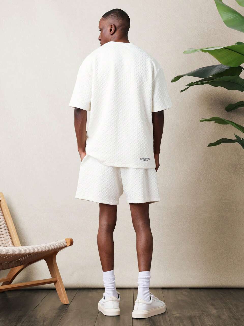 SUMWON strukturiertes, locker sitzendes Crew Neck Kurzarm T-Shirt mit passenden Shorts Co-Ord Set, Sommer Lässig Loungewear Outfit für den Urlaub