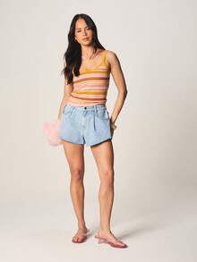 MISSGUIDED Quần short denim ống rộng cạp cao với gấu quần rách và chi tiết xếp ly. - Rửa nhẹ - Xem 3