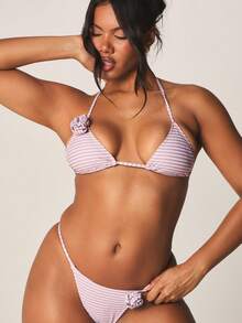 MISSGUIDED 条纹高腰比基尼泳裤，饰有3D立体花卉贴花，适合夏季海滩度假泳池边穿着。 - 粉色 - 查看 5