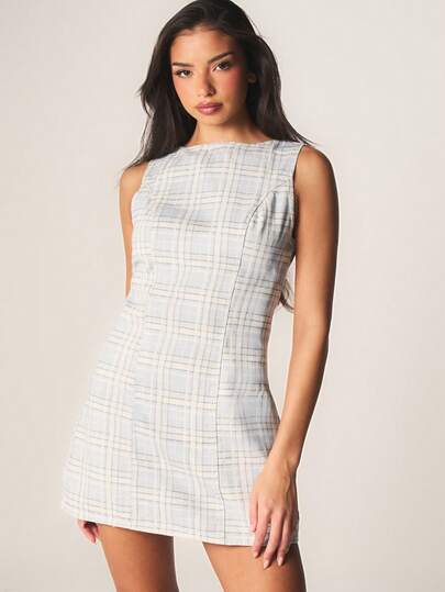 MISSGUIDED Sleeveless Check Pattern Mini Dress With Square Neckline And Bodycon Fit For Casual Everyday Wear
