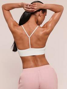 SHEIN BAE Women's Simple White Seamless Sports Camisole Gym Top - White - View 2