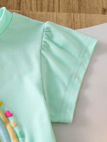 SHEIN Set de 2 piezas con parte superior estampada con arcoíris y corazones y pantalones cómodos para niñas pequeñas - Verde - Ver 5