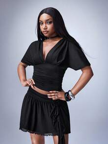 Y2Kool BiGraphic 女士纯色深V领褶皱蝙蝠袖短袖露脐上衣 - 黑色 - 查看 5