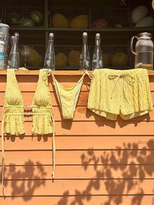 Swim Vcay Conjunto de bikini 2026 de verano para mujer con top corto de tirantes finos con cuentas, espalda descubierta y shorts, tela texturizada amarilla con fruncido y cordón, para vacaciones en la playa, orientación aleatoria - Amarillo - Ver 1