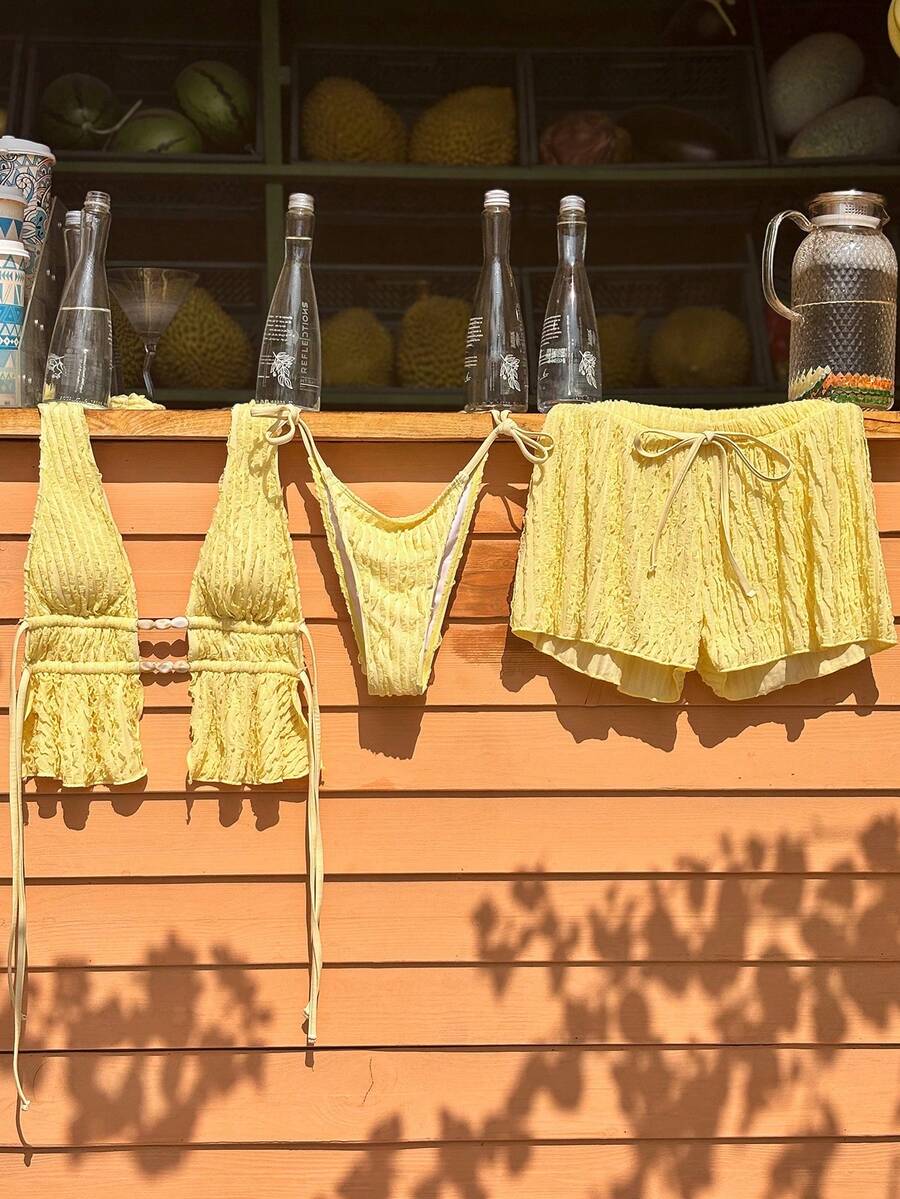 Swim Vcay Conjunto de bikini 2026 de verano para mujer con top corto de tirantes finos con cuentas, espalda descubierta y shorts, tela texturizada amarilla con fruncido y cordón, para vacaciones en la playa, orientación aleatoria - Amarillo - Ver 1