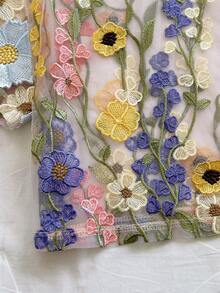 Soleia Summer Vacation Women Floral Embroidery Fashion Women Top - Multicolor - View 5