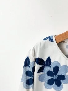 EMERY ROSE 休闲复古优雅通勤百搭保暖蓝色花卉印花大码女式圆领宽松七分袖衬衫，适合夏季穿着 - 彩色 - 查看 6