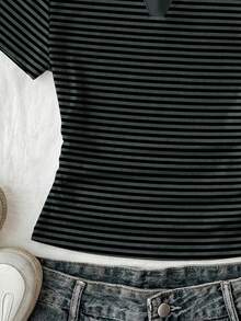Áo thun ngắn tay ôm dáng eo rút tối giản cho bé gái tuổi teen, kẻ sọc đen trắng xám đậm, phong cách casual thời trang, dễ mặc thoải mái, phù hợp mặc hàng ngày mùa xuân hè, phong cách thanh lịch nhẹ nhàng, phóng khoáng, chill - Nhiều màu - Xem 6