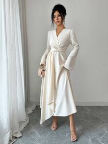 SHEIN Elenzya Robe longue élégante et romantique pour les vacances et le bureau avec manches évasées et ruban torsadé - Nude - Voir 4