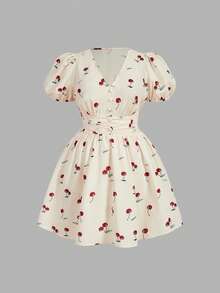 SHEIN MOD Đầm tay ngắn dáng suông cổ chữ V xếp ly, in họa tiết quả anh đào, cỡ lớn dành cho nữ. - Màu be - Xem 12