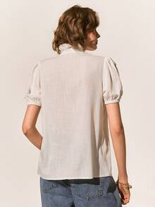 Poéselle 女士夏季休闲度假荷叶边撞色蕾丝短袖衬衫 - 白色 - 查看 2