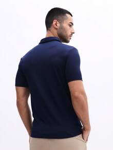 SUMWON Camisa polo de manga corta con cuello y cremallera, con pequeño logotipo en el pecho, ajuste regular, prenda básica casual - azul real - Ver 2