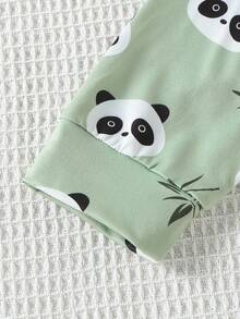 2-częściowy zestaw dla chłopca, dzianinowy, dwustronny polar, supermiękki i elastyczny, krótki rękaw, bluzka i spodnie, jasnoniebieski z białym barankiem, zielony z uroczym misiem - Wielokolorowe - Zobacz 3