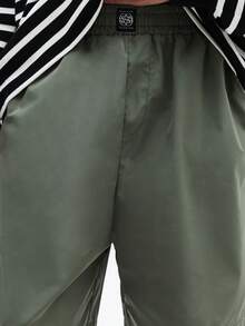 SUMWON Men's Relaxed Poplin Bermuda Shorts With Comfortable Cuffed Hem For Summer Casual Wear Plain - Army Green - View 5