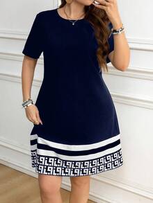 SHEIN LUNE 大码女式夏季休闲通勤度假撞色几何条纹印花短袖连衣裙 - 藏蓝色 - 查看 1