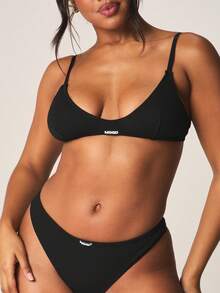 MISSGUIDED Branded Lace Bra And Brief Lingerie Set - Black - View 4