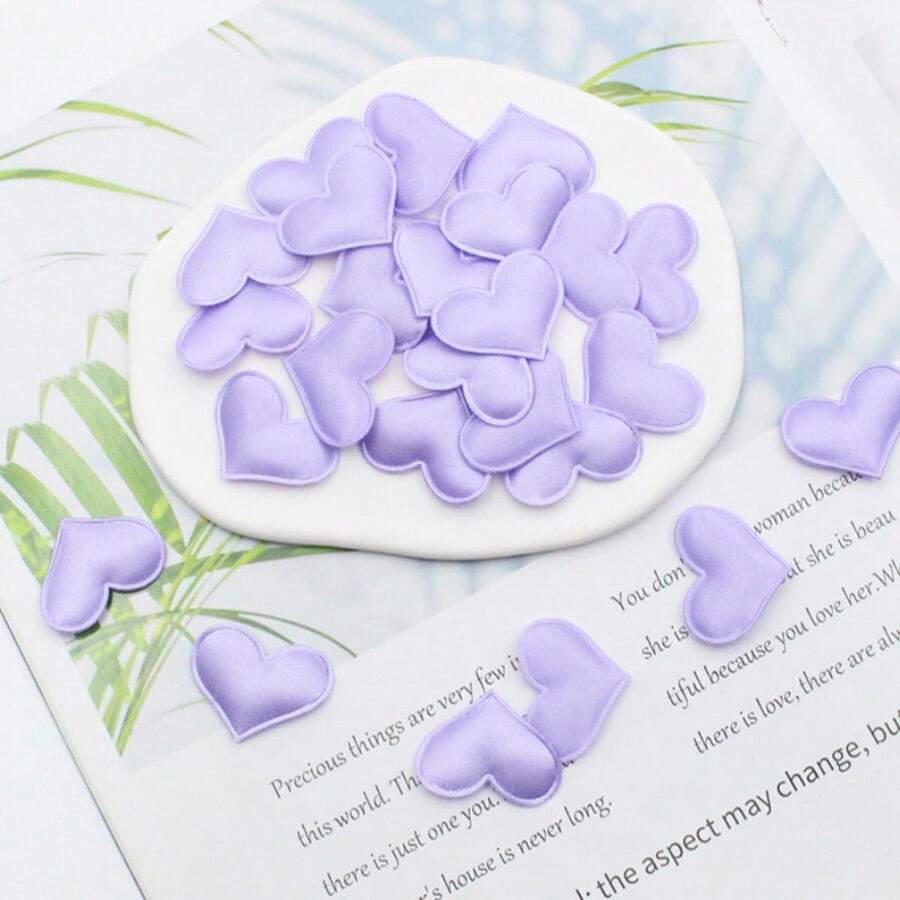 100 Pieces/Pack Of Heart-Shaped Petal Decoration, Holiday Colored Heart-Shaped Decoration Paper, Suitable For Wedding, Holiday, Party, Birthday, Halloween Decoration - Colored, Christmas Decoration, Christmas Gifts, Wall Decoration, Bedroom Curtains - Purple - View 1