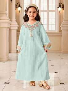 SHEIN Young Girls' V-Neck Textured Fabric Colorful Ruffle Trim Dress, Fashionable Suitable For - Green - View 1