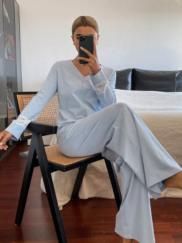 Minimalist Comfortable Knit Contrast Color Lace Patchwork Women Pajama Set