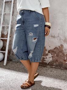 EMERY ROSE Quần jean denim rách dài 7/8 cỡ lớn, quần capri denim rách cỡ lớn dành cho nữ - quần jogger cạp chun, trang phục thường ngày mùa hè, quần capri denim rách cỡ lớn dành cho nữ phong cách đường phố Y2K, quần capri denim rách thanh lịch dành cho nữ - quần jogger cạp chun, quần capri denim màu sáng cỡ lớn dành cho nữ, thiết kế cạp cao, chi tiết rách nhiều, cạp chun phía sau tạo sự thoải mái cả ngày và gấu quần kiểu jogger. Chất liệu denim mềm mại, co giãn, nhiều túi, hoàn hảo cho trang phục hàng ngày mùa hè, kỳ nghỉ, phong cách đường phố Y2K thường ngày, quần capri denim, denim rách, cạp chun, quần jogger, quần mùa hè, Y2K, phong cách, thời trang đường phố thường ngày. - Màu xanh lam - Xem 4