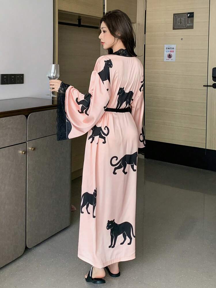 Charming Animal Print Contrast Color Lace Patchwork Long Loose Women Robe