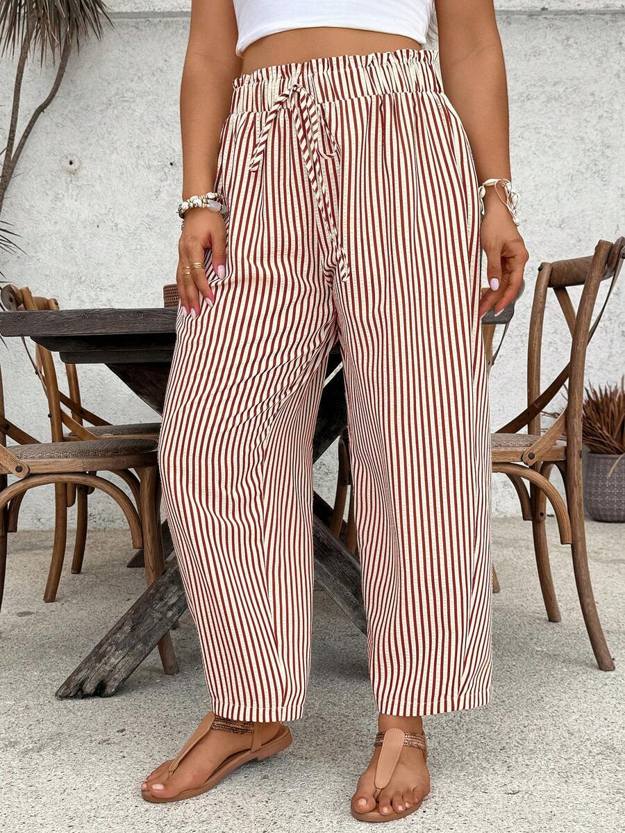 SHEIN VCAY Pantalones holgados de talla grande con cintura elástica y rayas - Marrón - Ver 1