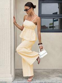 Siren Gaze Conjunto de 2 peças feminino listrado com babados na barra, composto por blusa regata e calça. - Amarelo - Ver 2