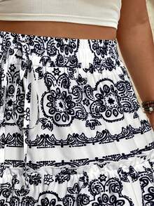 EMERY ROSE Holiday Frill Trim Contrast Color Rope Multi-Functional Casual Pleated Plus Size Skirt - White - View 4