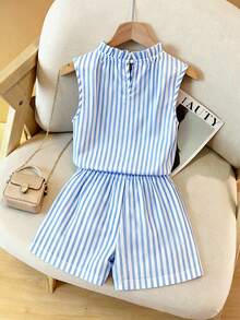 GlowEve Bộ đồ 2 món dành cho nữ: áo tank top không tay in kỹ thuật số kẻ sọc màu xanh dương thiết kế nơ và quần short ống rộng xếp ly cạp chun, kiểu dáng thoải mái và thời trang cho mùa hè. - Xanh và trắng - Xem 2