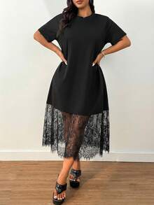 SHEIN EZwear Đầm ngắn tay cổ tròn màu trơn, phối ren, cỡ lớn, thích hợp cho mùa xuân/hè. - màu đen - Xem 1