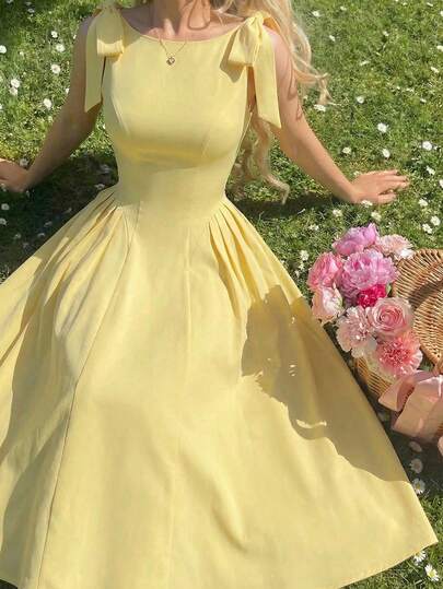 SHEIN MOD 黄色蝴蝶结装饰褶皱连衣裙