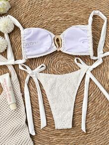 Swim Mod Conjunto de bikini de vacaciones casual para mujer con pantalón de unicolor, de tela hueca, con tirantes gruesos, decoración metálica asimétrica frontal y cordón lateral - Blanco - Ver 2