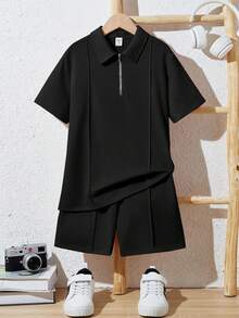 SHEIN 青少年男童宽松休闲翻领针织纯色短袖Polo衫和短裤两件套，适合春夏季节日常穿着、运动、郊游、上学、聚会、节日、拍照等场合。男士两件套，黑色，黑色短袖Polo衫，黑色拉链Polo衫，男士休闲套装 - 黑色 - 查看 3