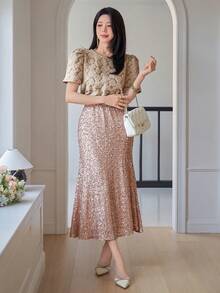 DAZY Women's Elegant Floral Textured Round Neck Puff Sleeve T-Shirt, Summer - Khaki - View 5