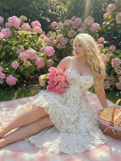 SHEIN MOD Plus Size Women's Vintage Floral Sweetheart Neck Criss-Cross Tie Ruffle Asymmetric Hem Vintage Dress, Suitable For Spring/Summer, Vintage, Garden, Afternoon Tea, Graduation Party, White Graduation Dress, Casual Outing, Date