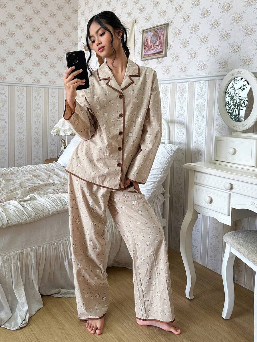 DAZY Bộ đồ ngủ dài tay và quần dài in họa tiết tối giản dành cho bé gái tuổi teen - Màu Khaki - Xem 1