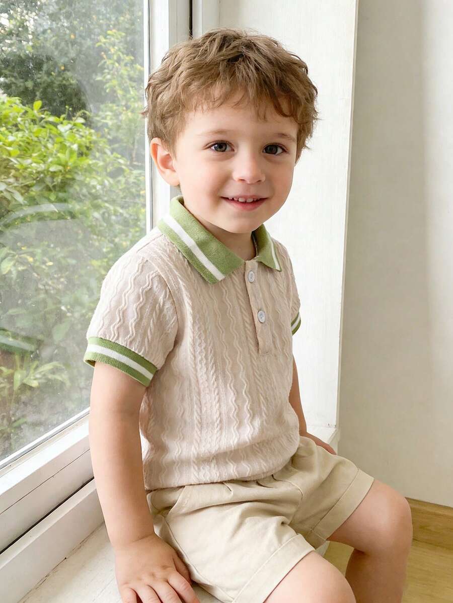 Souflis Souflis 男婴经典绿色华夫格杏色 Polo 衫,白色撞色纽扣半开襟短袖休闲上衣,夏季街头风运动装,适合上学、度假、户外穿着,复古风,男婴服装,男婴 Polo 衫,纯棉婴儿服装,幼儿纽扣男婴服装,纯棉幼儿服装,6 个月至 3 岁 - 米色 - 查看 1