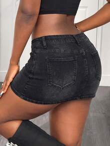 Slaydiva 大码女式性感时尚街头朋克字母印花低腰牛仔迷你裙；夏季女式牛仔短裤，Y2K风格，牛仔迷你短裤，迷你短裤，女式牛仔迷你裙，Y2K牛仔迷你裙，字母印花，中蓝色牛仔裙，圣诞节，新年，情人节。 - 黑色 - 查看 2