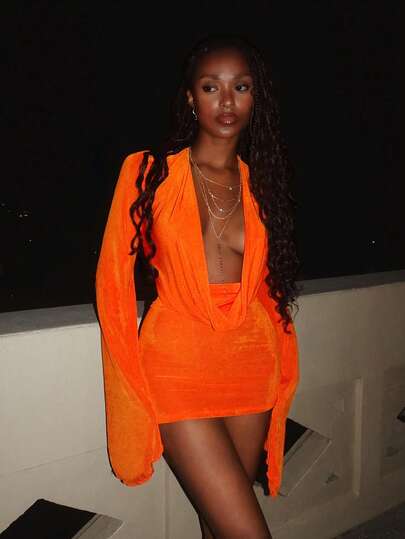 SHEIN DivaQ Modisches Damen-Kleid mit orangefarbenem tiefem Ausschnitt und Glockenärmeln