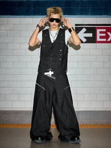 ROMWE MEN Street Life Men's Casual Denim Vest With Zipper Front Closure, Palace Style - Black - View 7