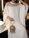أبيض