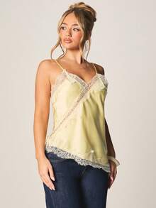 MISSGUIDED Lace Trim Satin Cami Top With V Neckline And Adjustable Straps For Summer Casual Outfits - Yellow - View 4