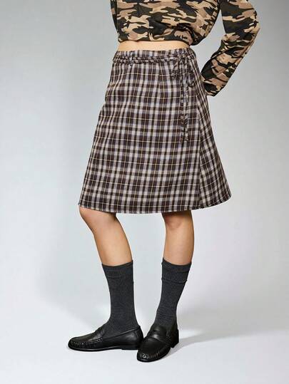 COUREZ Tie Waist Check Mini Skirt /Y2K Outfits For Women Brown Skirts Cute Spring Outfits Going Out Party Outfits Festivals Outfits Plaid Check Skirt Low Rise Skirt