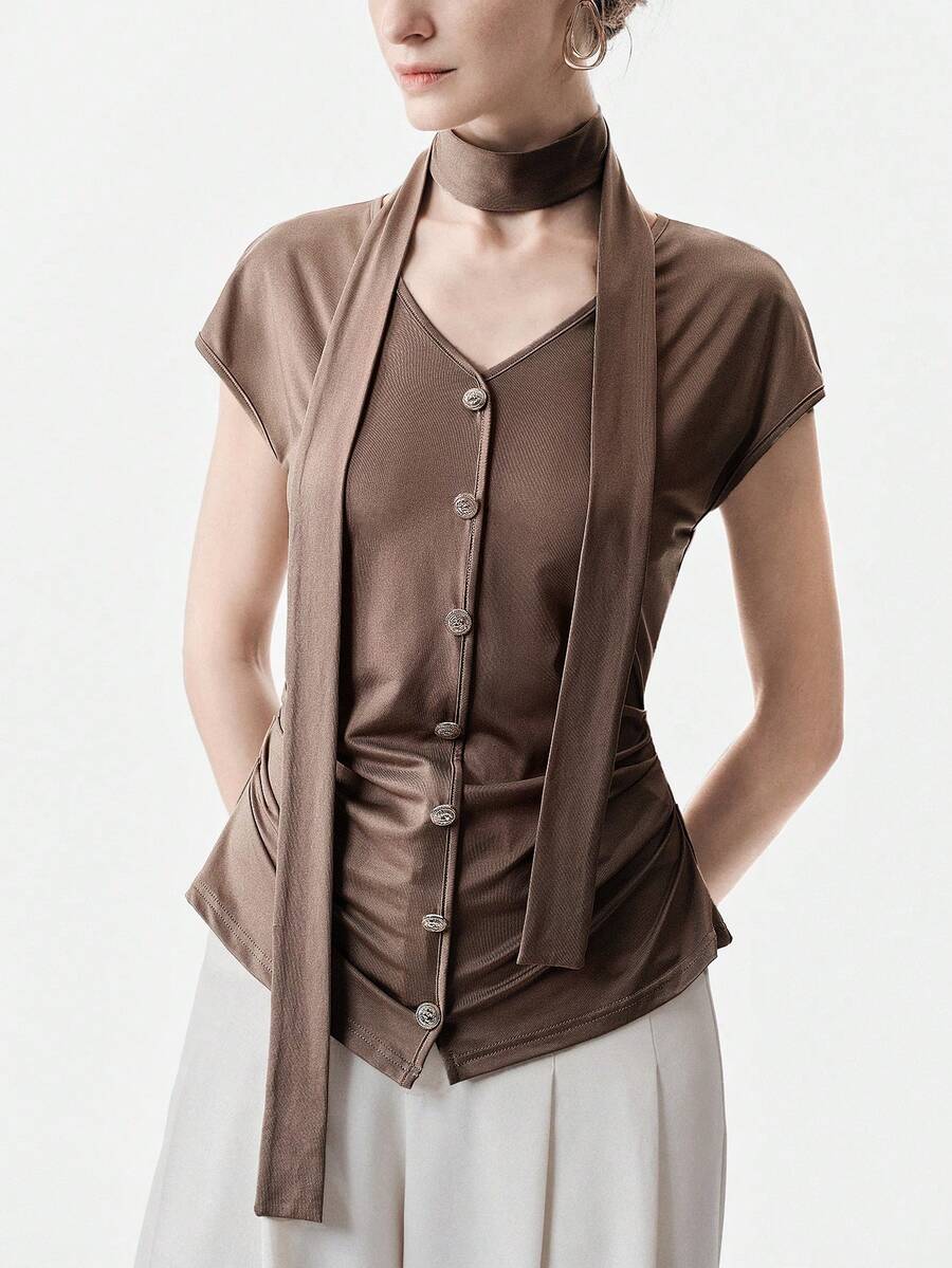 SHEIN Stylify 女士针织面料飘逸系带V领纽扣宽肩落肩袖褶裥腰身优雅休闲通勤复古外出度假卡其色T恤，春夏款 - 棕色 - 查看 1
