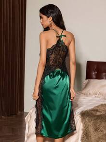 Slumberist Luxuriöser Damen Satin Pyjama Set, Oversized Ärmel Bademantel, sexy Spitzen Patchwork Schlitz Krawatte Hals Nachthemd - Grün - Übersicht 2