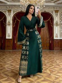 Màu xanh lá cây đậm